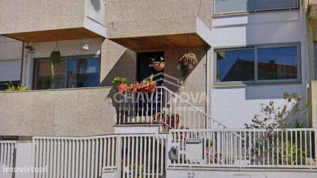 Excelente Moradia T3+1 à venda, apenas a 200 metros de Santo Ovídio.-0