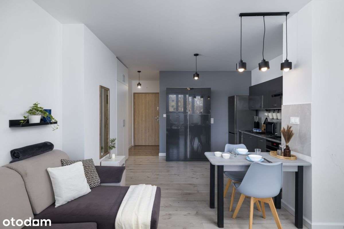 Wyposażone | oszklona loggia | przy Skm | garaż |-5