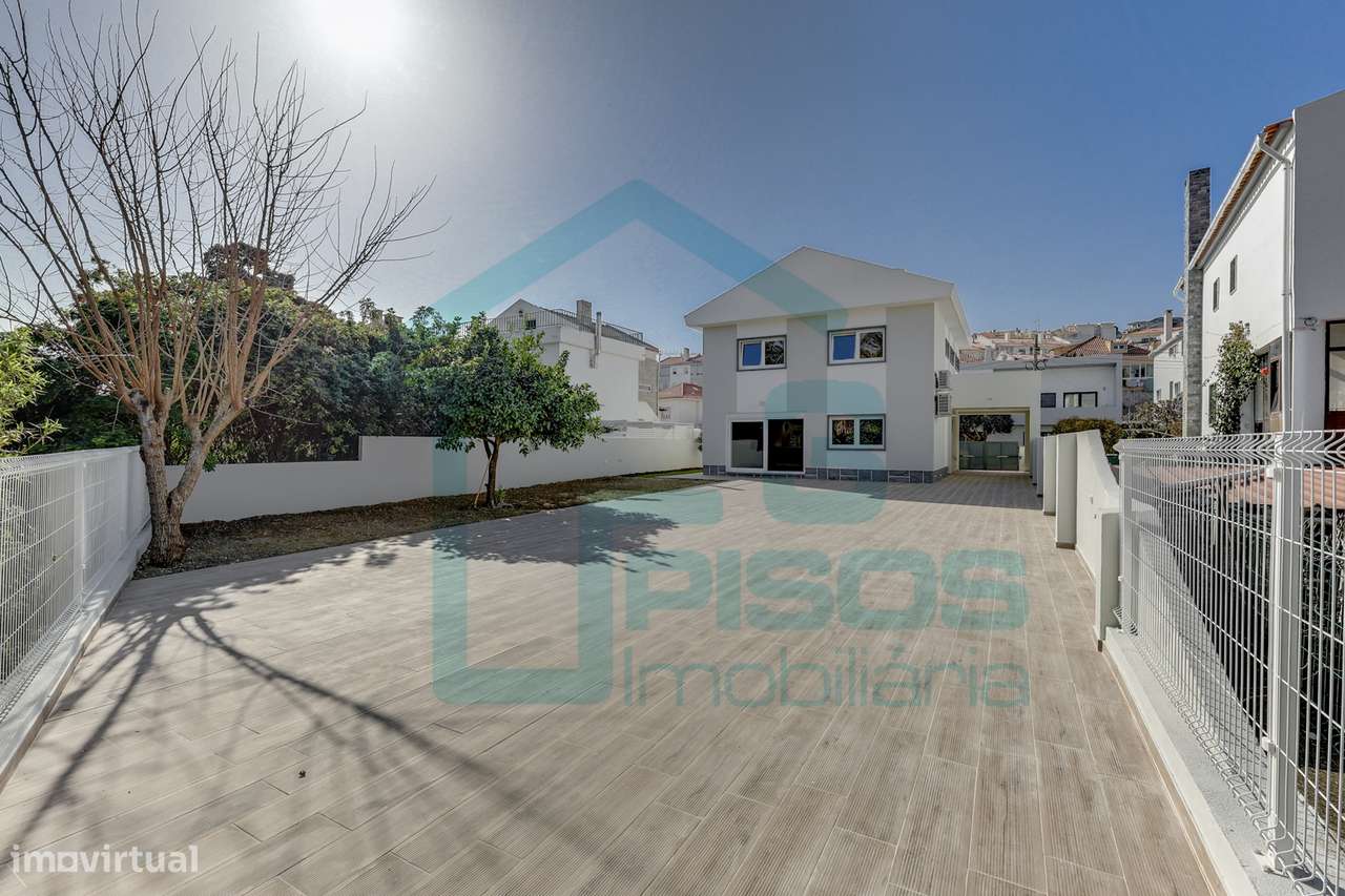 Moradia T4 isolada com terraço, jardim - Caxias - Oeiras-10