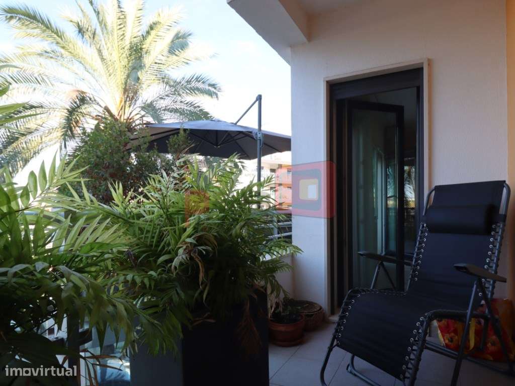 APARTAMENTO T3 COM GARAGEM BOX - MONTIJO-15