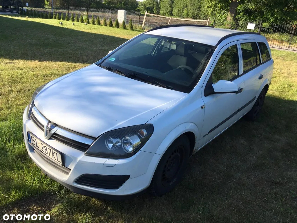 Opel Astra III 1.7 CDTI Essentia - 7