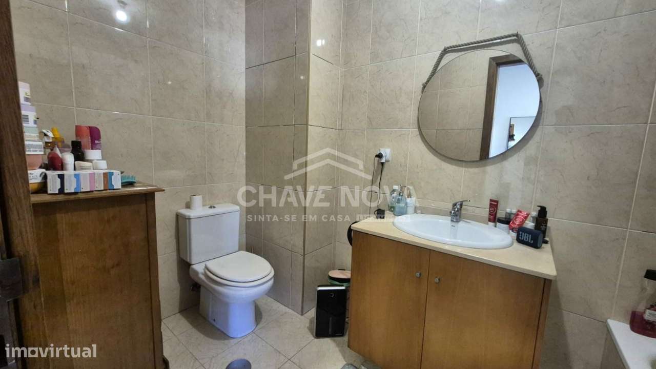 Apartamento T2 com Lugar de Garagem | 2Km Praia de Francelos-10