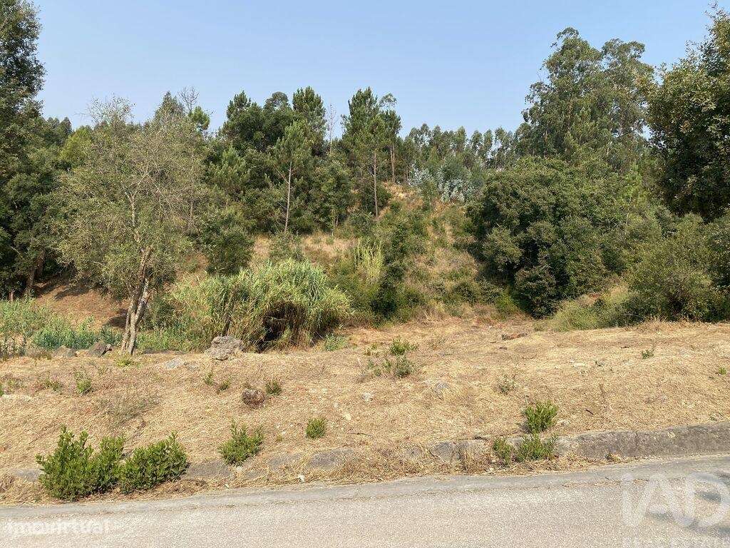 Terreno em Marrazes e Barosa de 2200,00 m2 - Grande imagem: 2/6