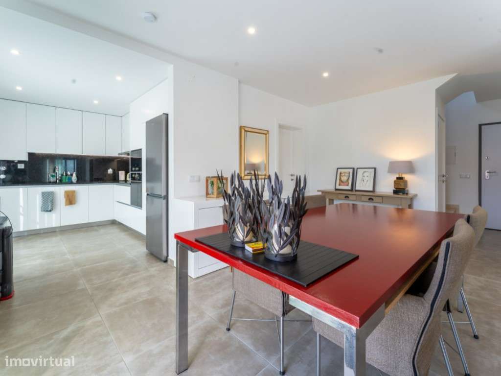 Moradia V4 com piscina aquecida, jardim e garagem em Alfeizerão (Co...-9