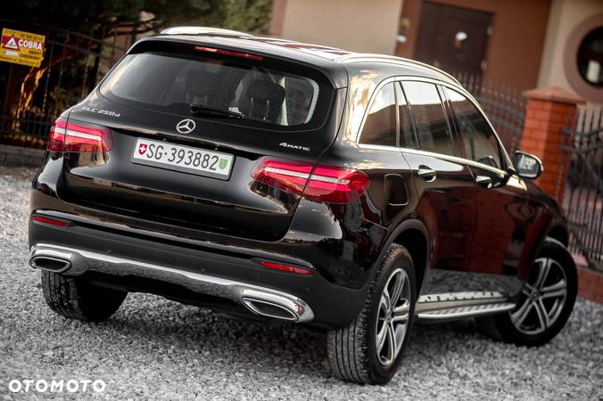 Mercedes-Benz GLC 250 d 4Matic 9G-TRONIC Exclusive - 12