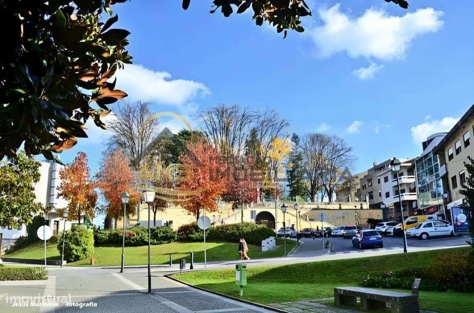 MORADIA GEMINADA NOVA V3-19