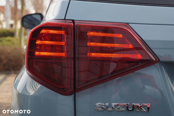 Suzuki Vitara 1.5 Strong Hybrid Premium 2WD AGS - 9