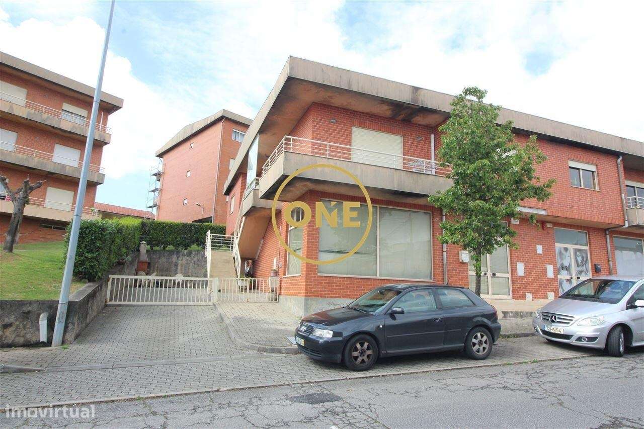 Loja com 103 m2 em Cabeçudos, V.N.F.  ideal para fazer crescer o seu n - Grande imagem: 2/10