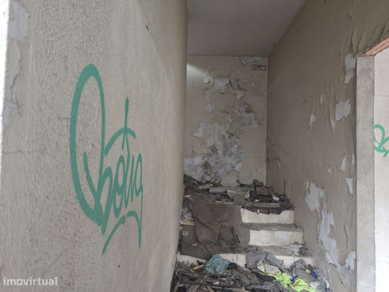 Edifício Inacabado com Enorme Potencial de Rentabilização-46