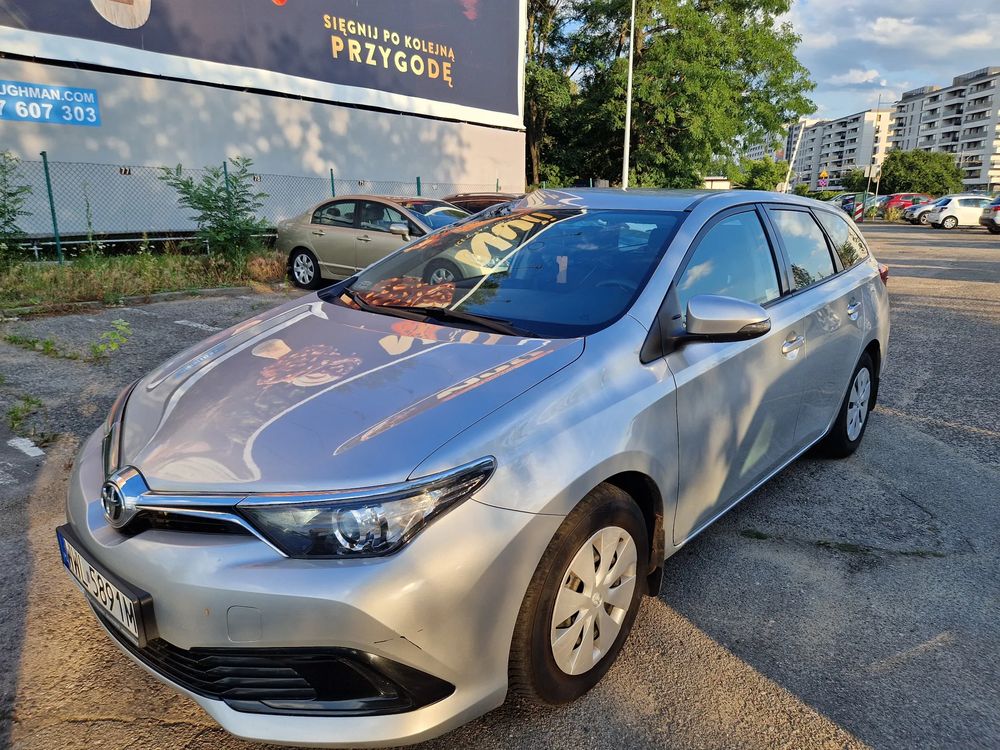 Toyota Auris II (2012-) 1.6 Active 2016
