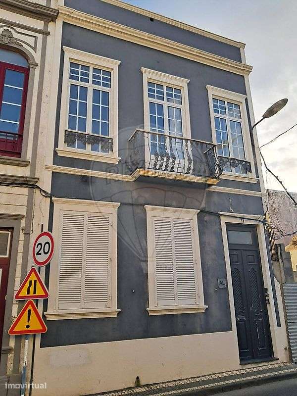 Moradia T4 para venda - Grande imagem: 2/18