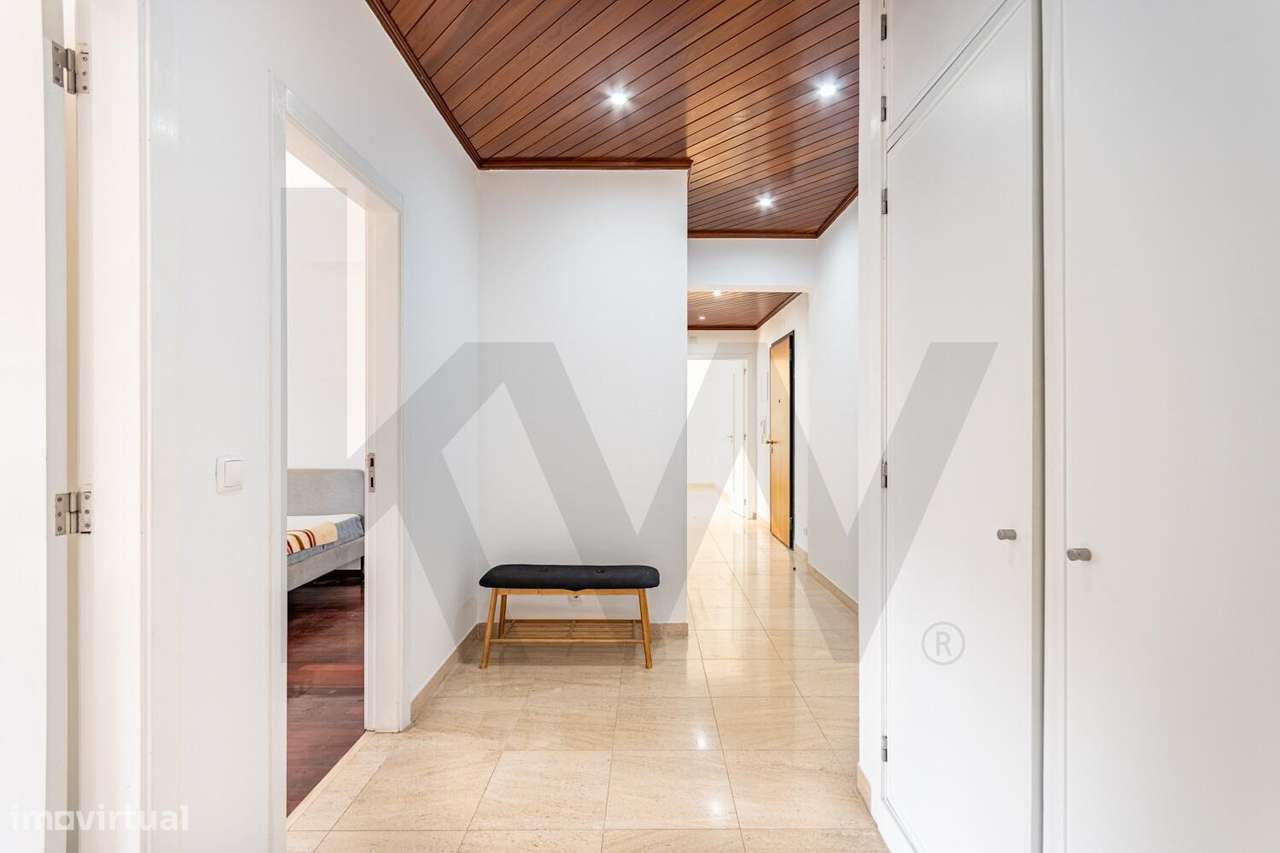 T2 em Queluz-Belas com Parqueamento-9
