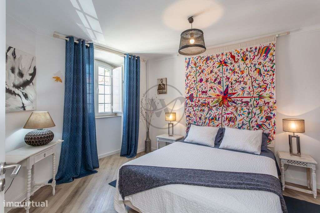 Moradia T5 com jardim e piscina no coração histórico de Azeitão-44