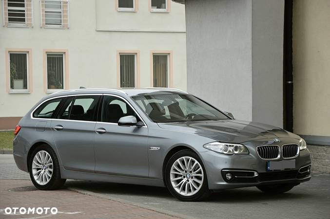 BMW Seria 5 525d Luxury Line - 4