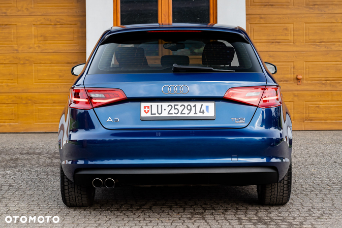 Audi A3 1.8 TFSI Sportback S tronic Attraction - 16