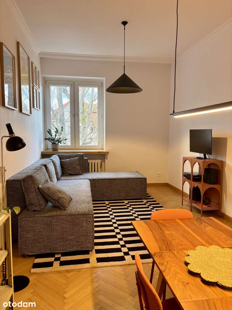 Przestronne mieszkanie w kamienicy 83m2 - Gdynia, Śródmieście - Pełny obrazek: 2/18