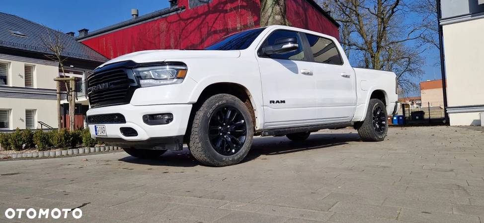 Dodge RAM 1500 5.7 4x4 - 11