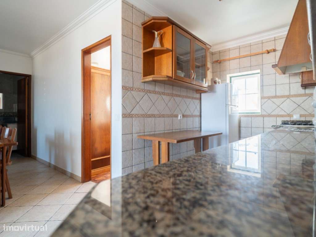 Apartamento T2+1 com Vista Mar a 2 passos da praia da Nazaré - Grande imagem: 4/41