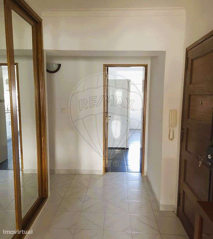 Apartamento T3 para arrendamento - Grande imagem: 2/15