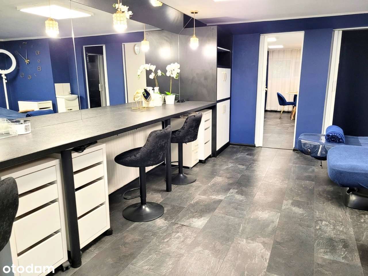 Lokal usługowy z dużą witryną, idealny na biuro/gabinet/fryzjera-5