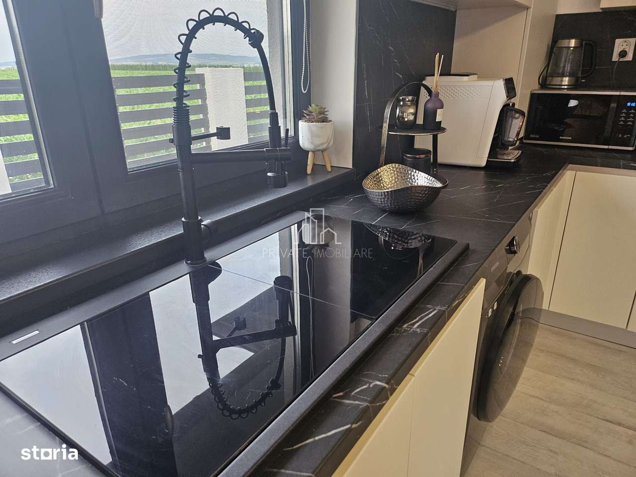 Casa/Vila Noua de Vanzare, mobilata/Utilata, Deosebita, Nazna - Imagine principală: 5/20