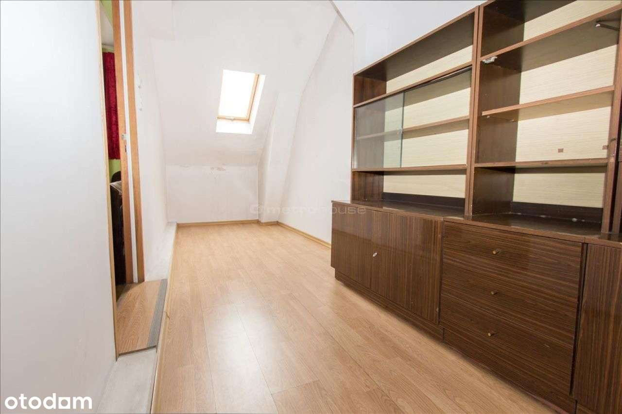 Trzypokojowe mieszkanie w centrum miasta - Pełny obrazek: 4/9