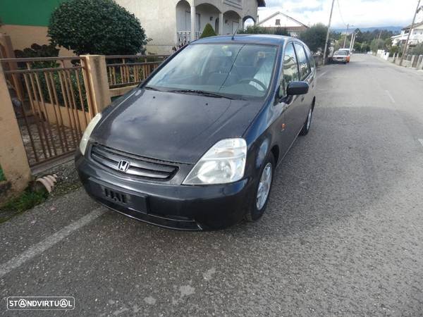 Honda Stream de 2003 para peças - 1