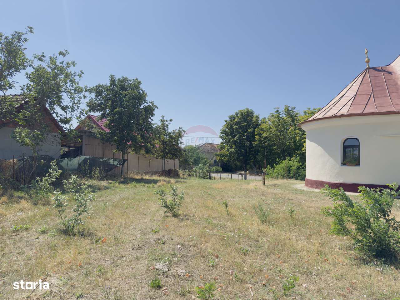 Teren 2,841mp Apateu / Strada Principala langa Biserica Ortodoxa - Imagine principală: 5/18