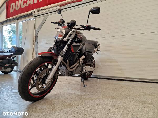 Yamaha MT - 15