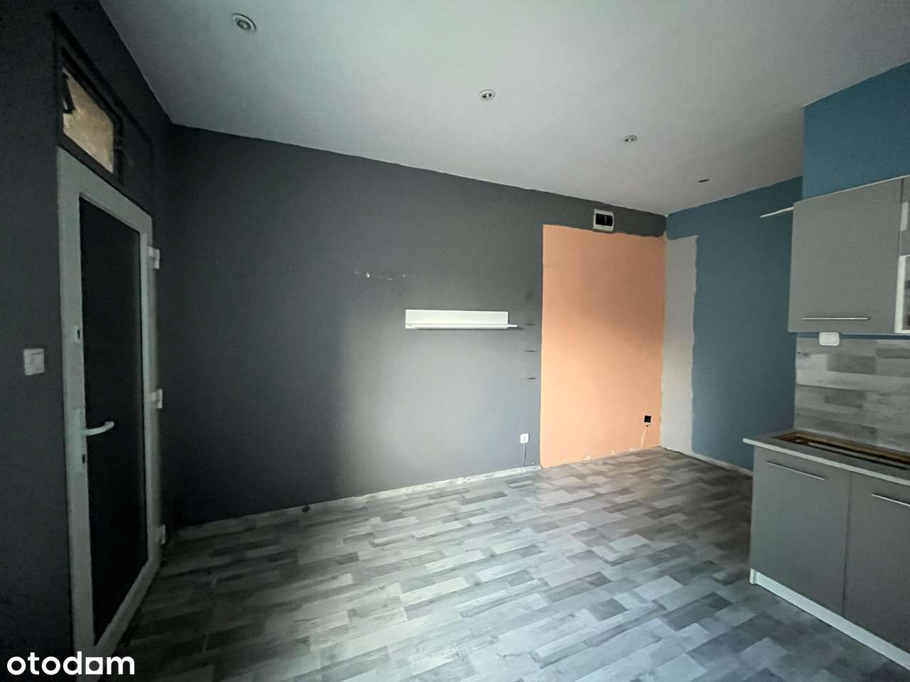 Na sprzedaż - lokal usługowy ul. 28 Czerwca 1956 r. 271 Poznań-11