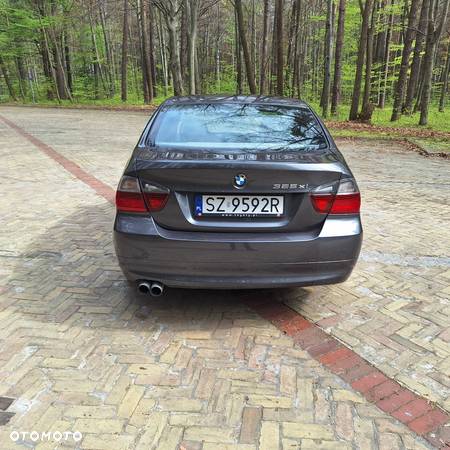 BMW Seria 3 325xi - 4