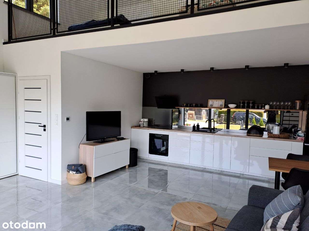 Dom nad jeziorem - Pełny obrazek: 4/11