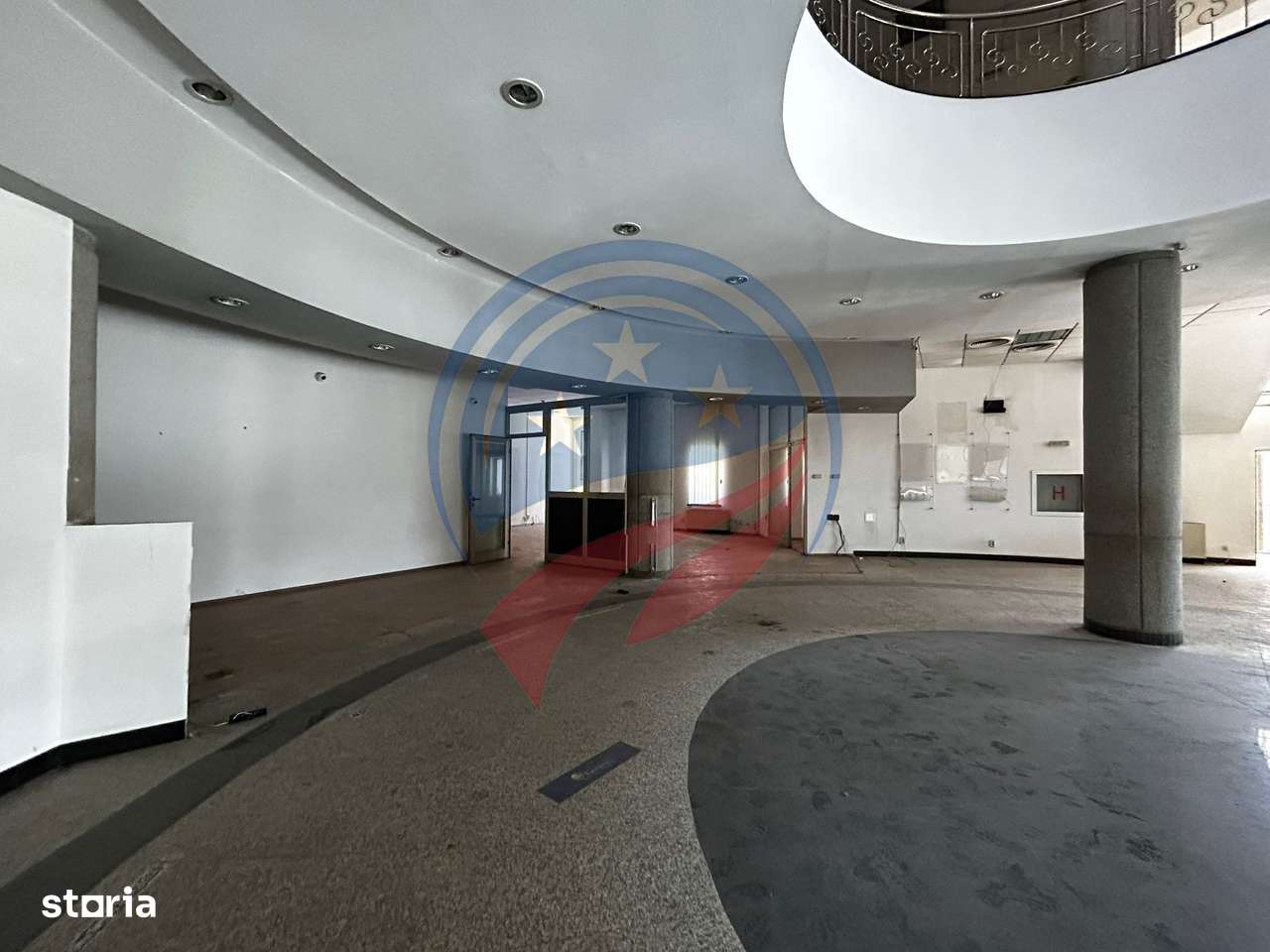 Spatiu comercial de inchiriat in zona Ultracentral/Craiova - Imagine principală: 2/20