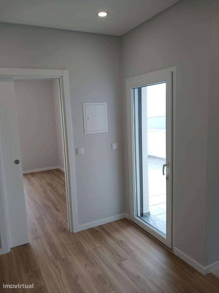 Moradia nova em construção.-5