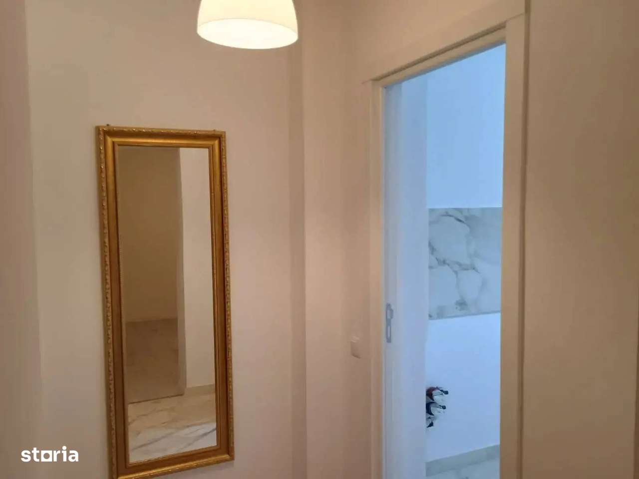 3 camere Titan Metrou-3