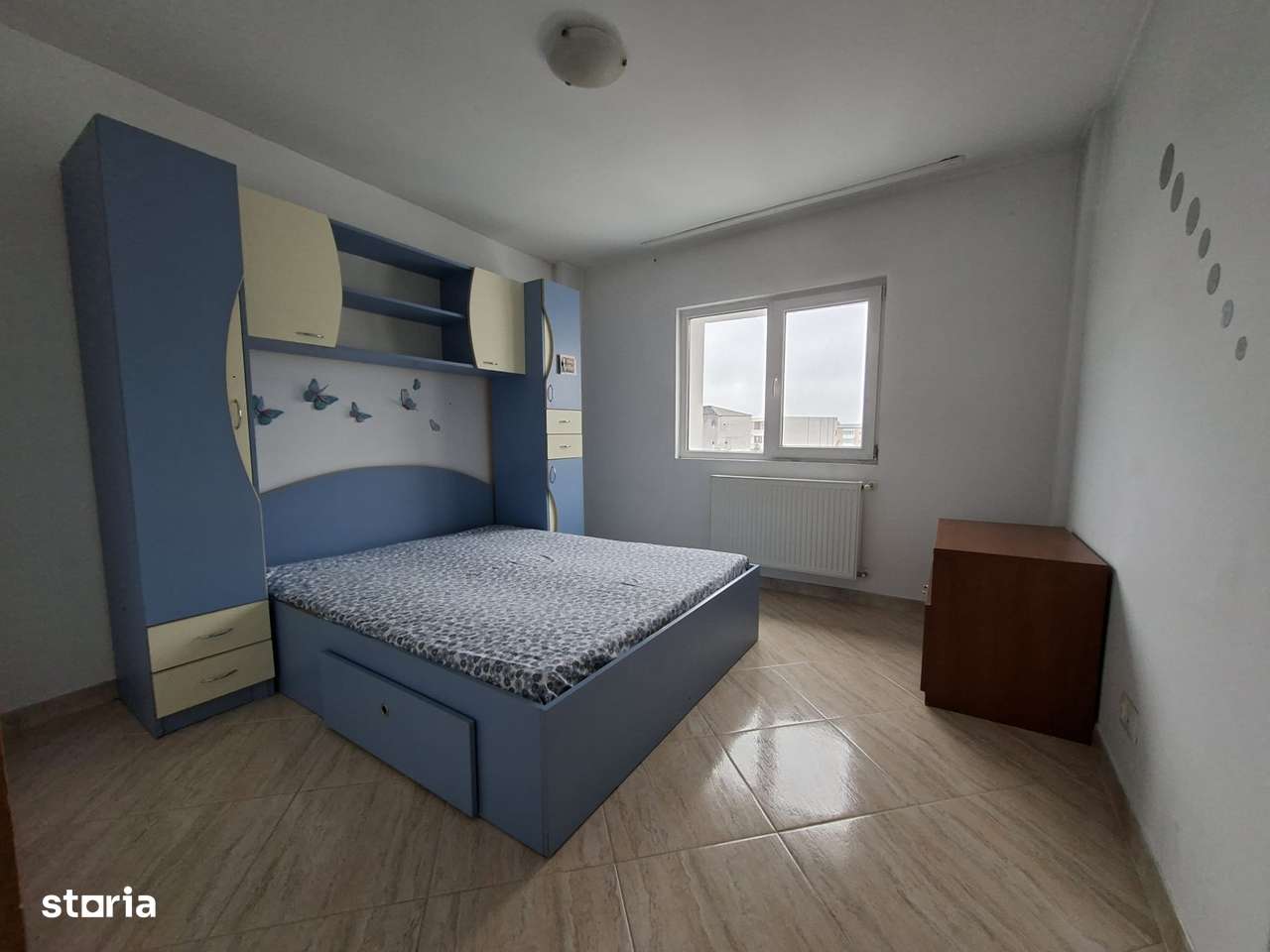 Mioritei (Carrefour) -3 cam decomandat/ 2 bai /centrala /renovat/-9