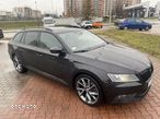 Skoda Superb Combi 2.0 TDI DSG Sportline - 2