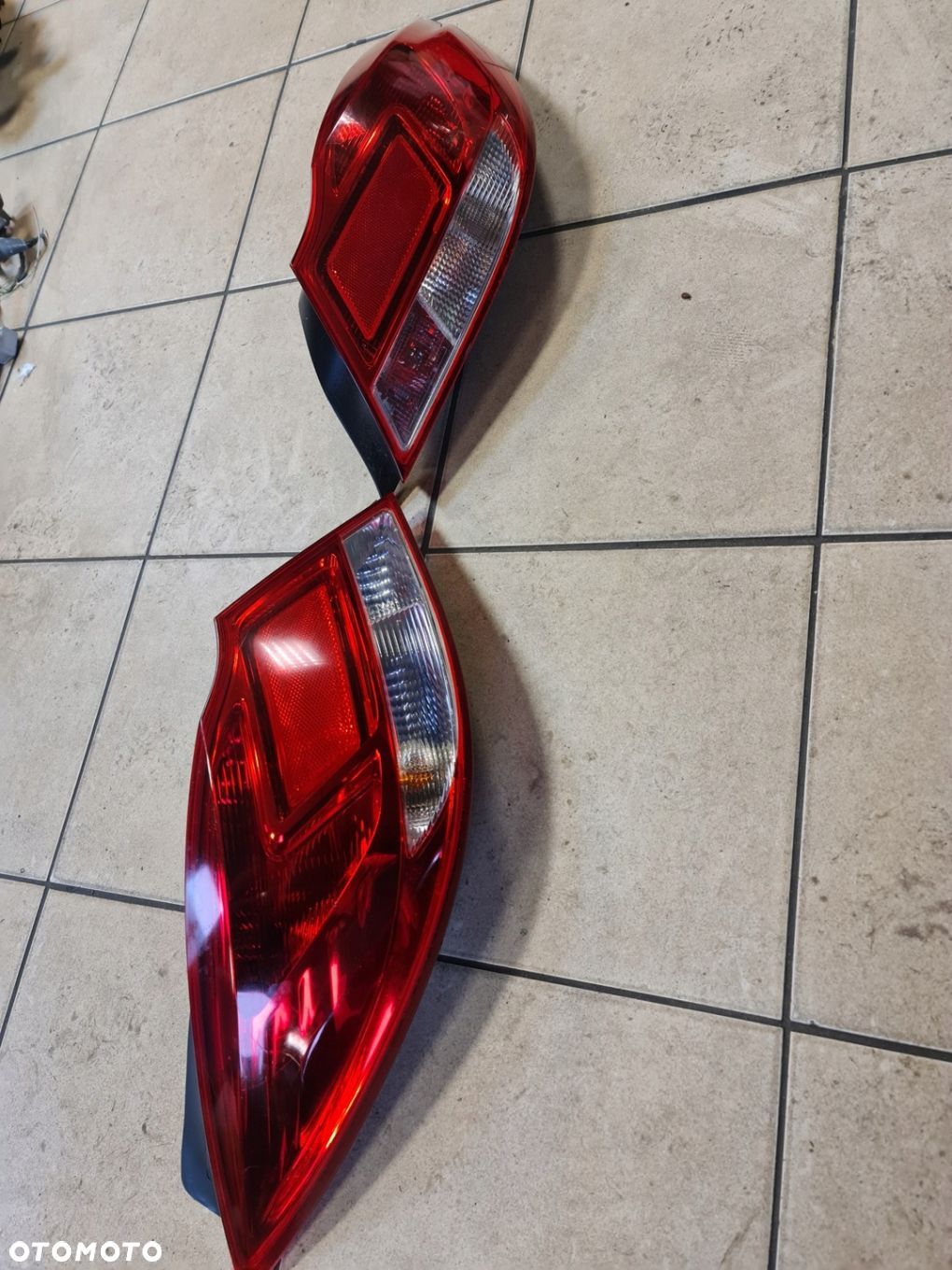 LAMPA LEWY PRAWY TYŁ OPEL INSIGNIA A 11 - 1