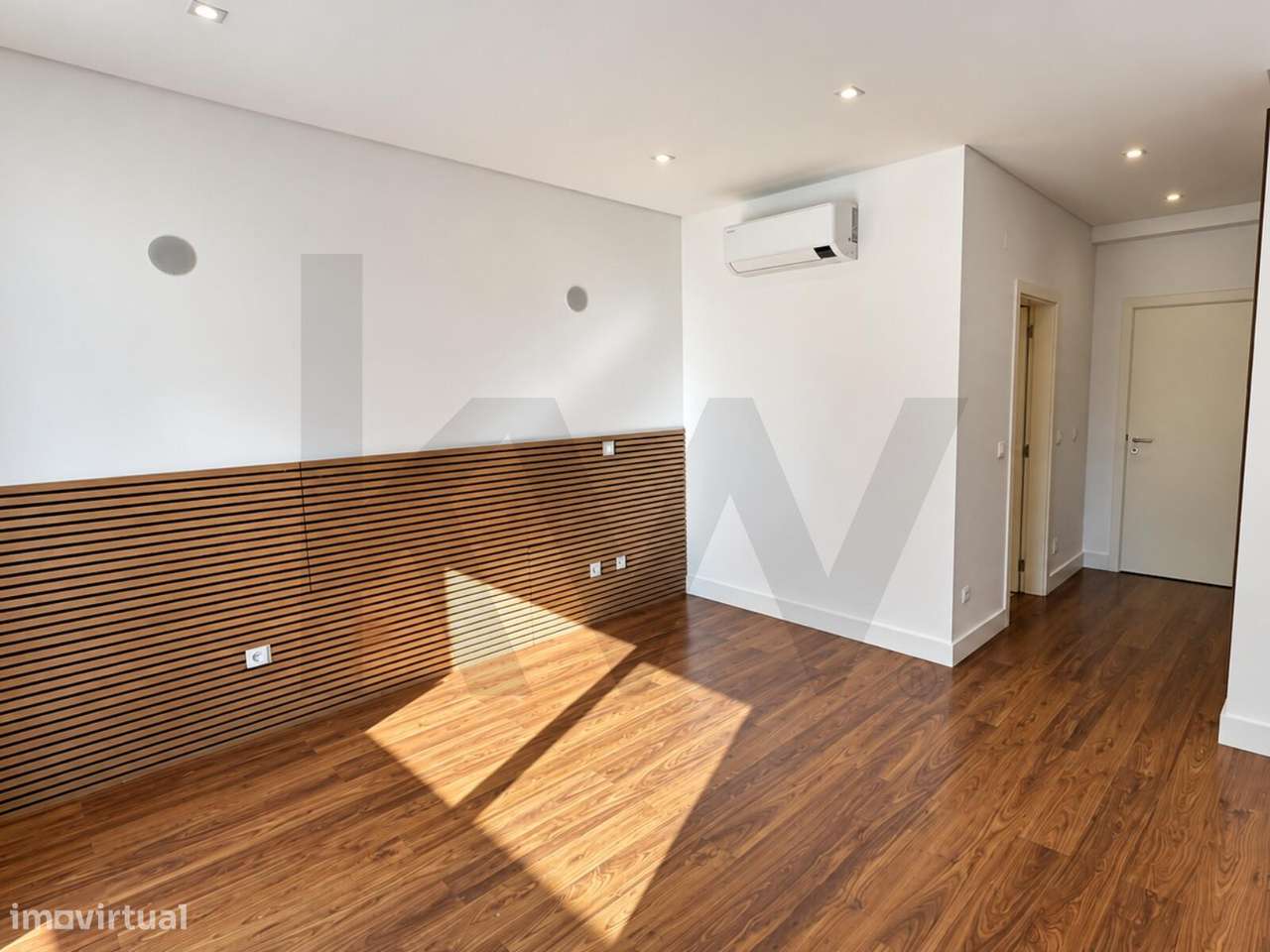 Moradia T4 com piscina e amplo jardim na Verdizela | Garagem para 4 vi-17