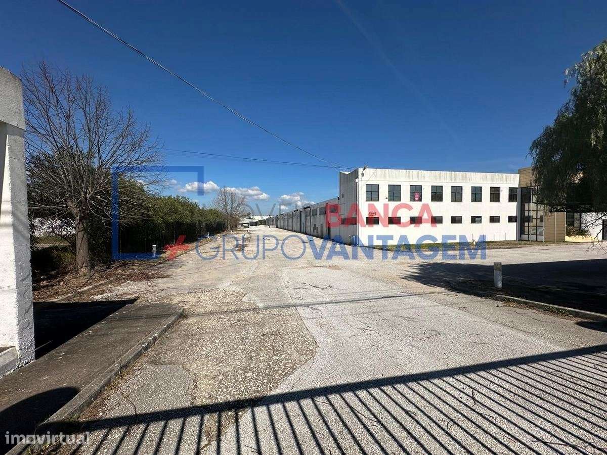 Instalação industrial com dois pisos,  lote de 24 880m2, com A B P ... - Grande imagem: 5/18