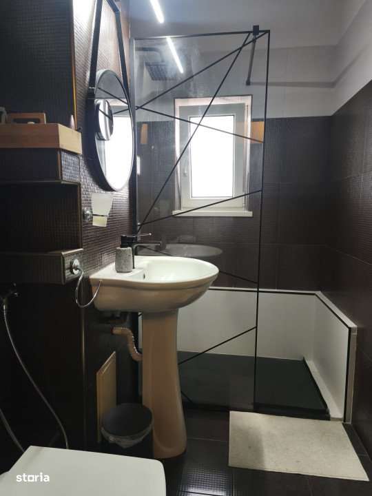 Apartament 4 camere, etaj 2, 97mp, zona Hurmuzachi, Radauti - Imagine principală: 2/14