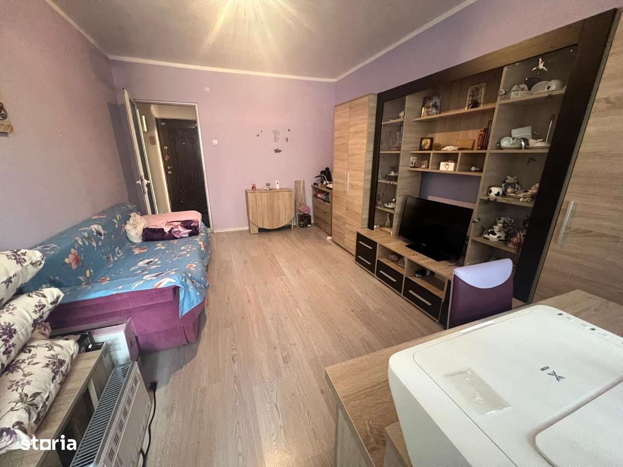 VAND 2 CAMERE CENTRU PRET 65.000 EURO-1