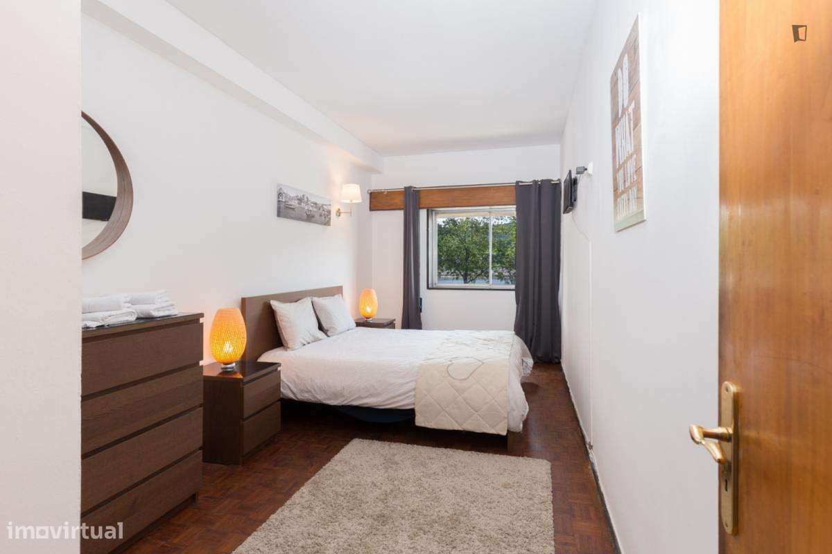 Apartamento com 3 quartos - localizado em Massarelos Porto - Grande imagem: 5/10