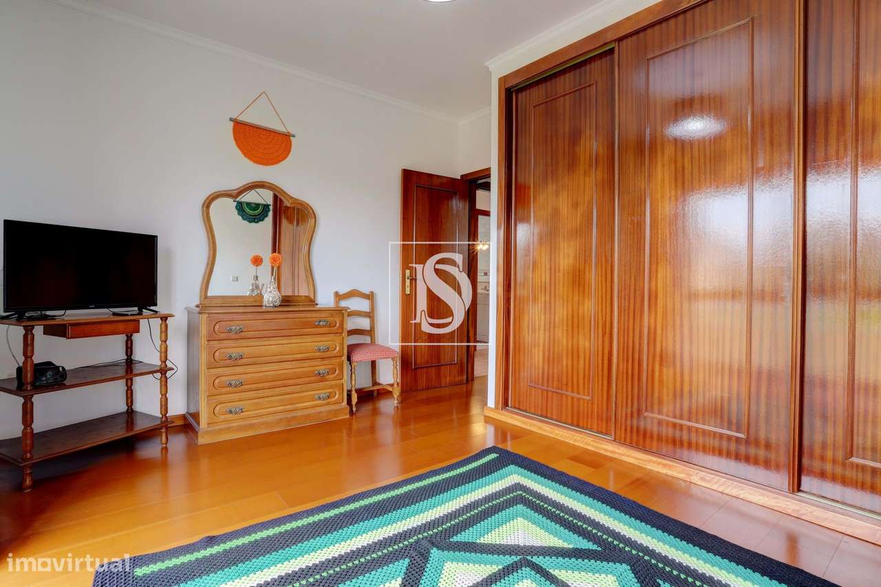 Apartamento T3 em Gião com terreno-29