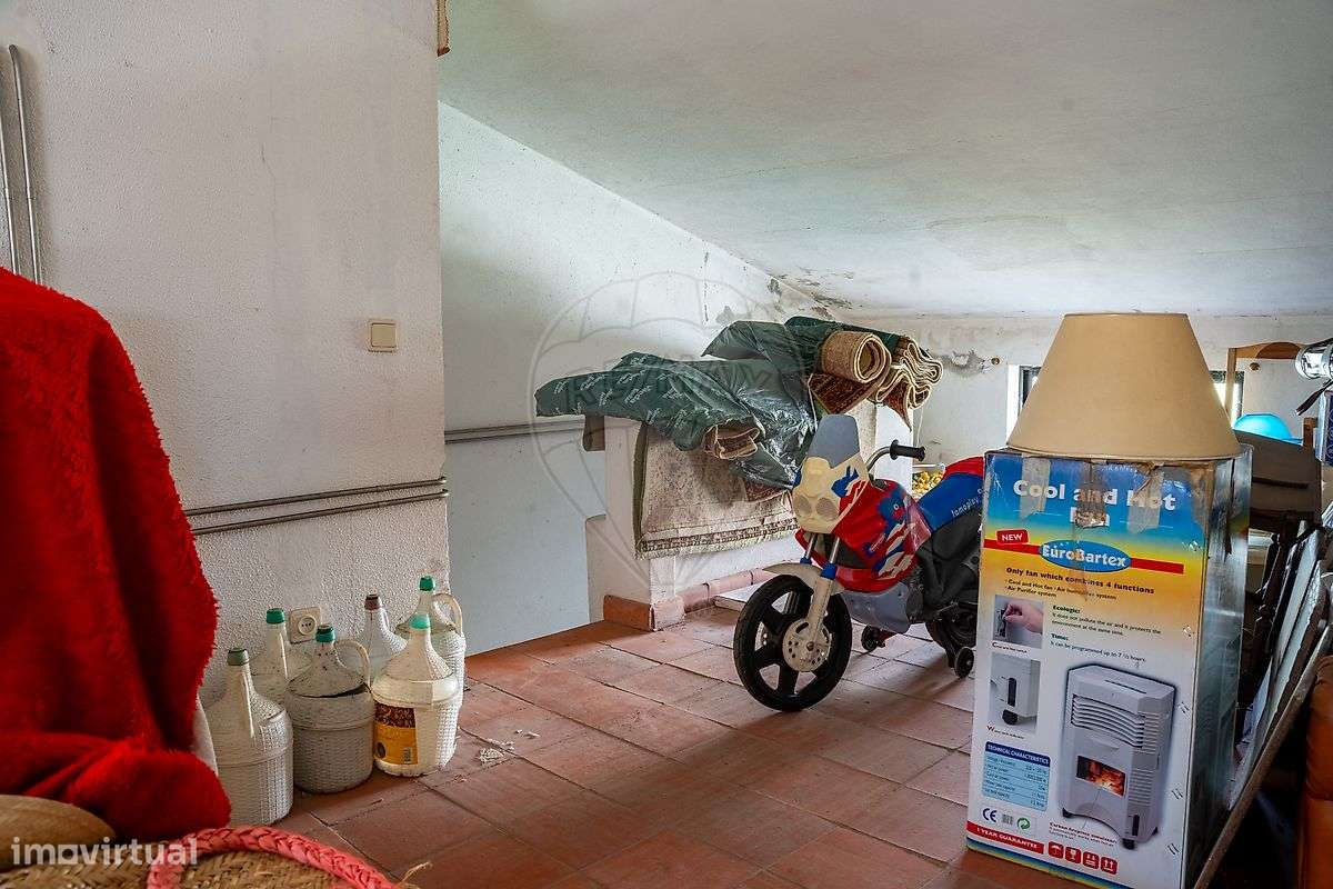 Moradia T4 para venda-24