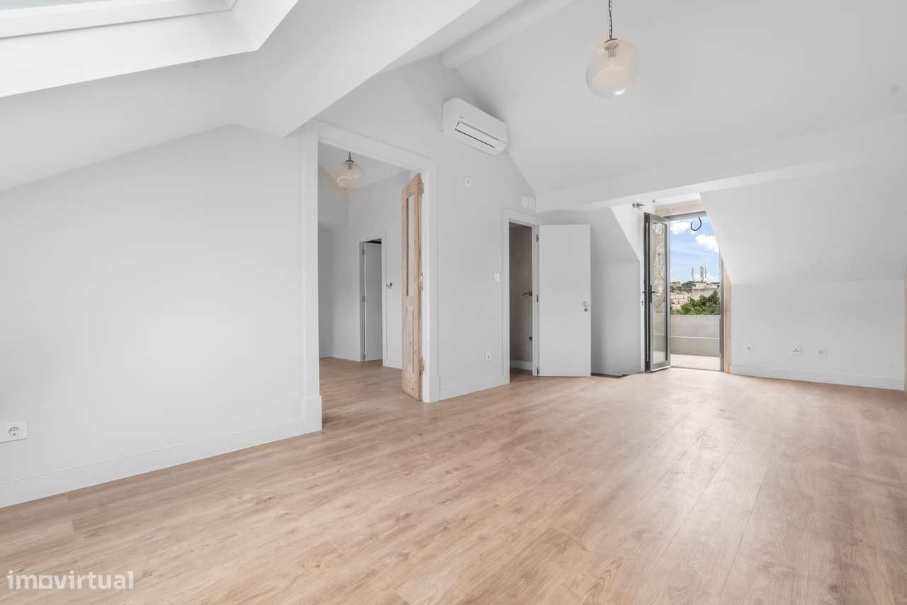 Apartamento T3 novo, Praça da Alegria, Lisboa-9