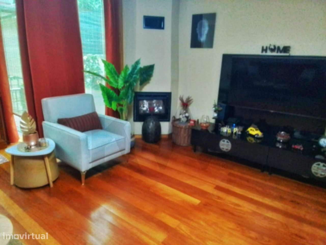 MORADIA T4 COM GARAGEM PARA 2 VIATURAS EM MATOSINHOS - Grande imagem: 2/34