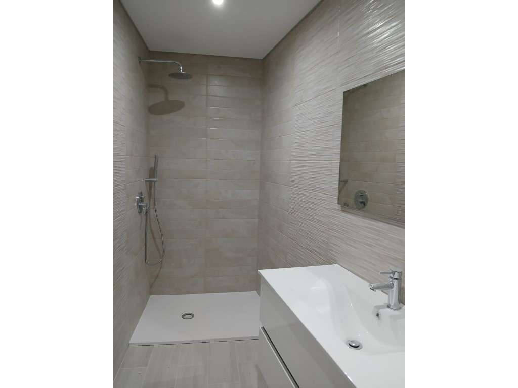 Moradia T3 em Fernão Ferro-16