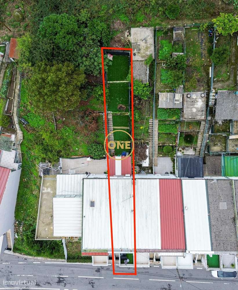 Excelente Moradia em Selho São Jorge-21