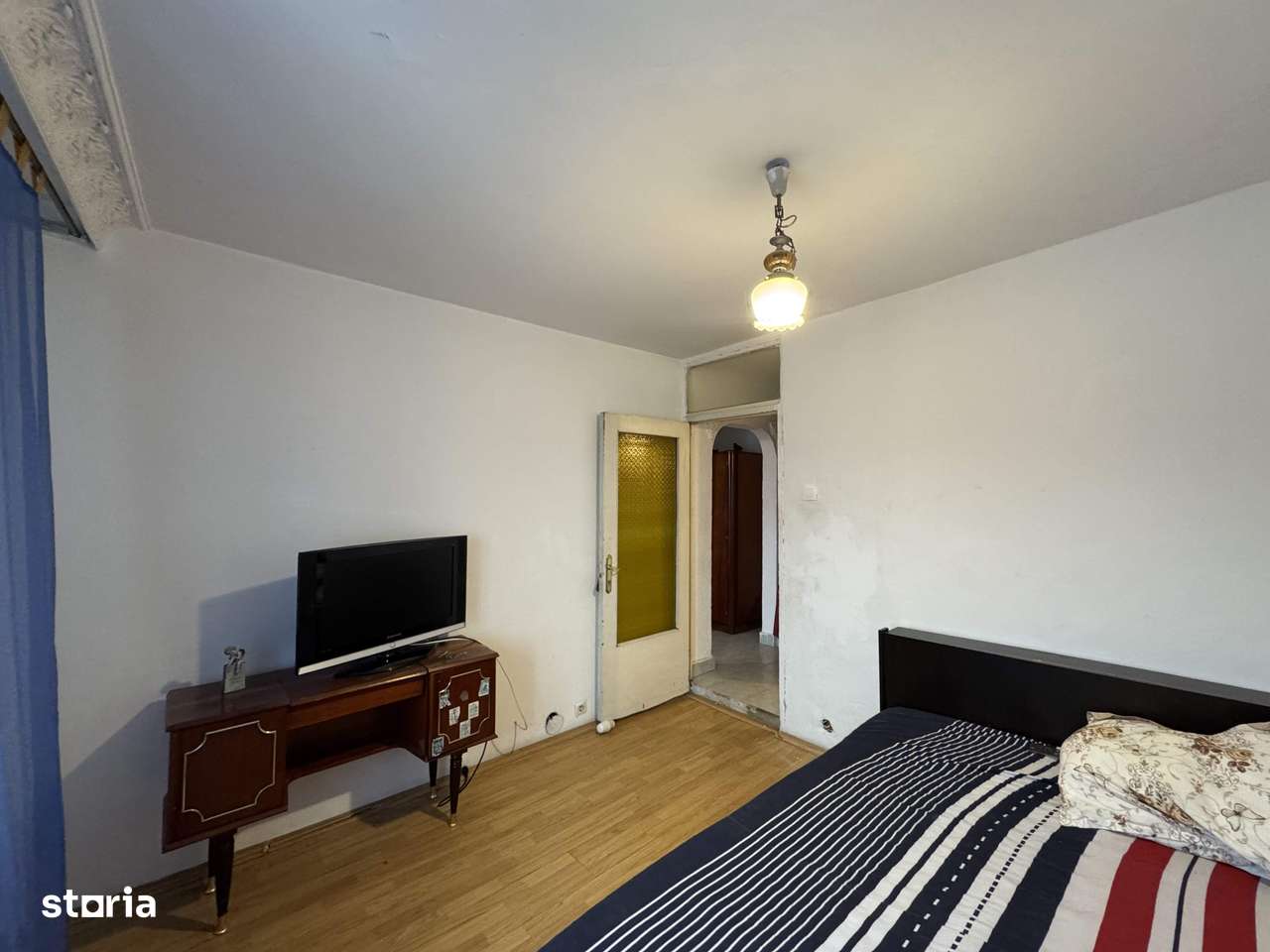 3 cam, 74 mp. decomandat, fara imbunatatiri, et.4, acoperis, Cuza Voda-10